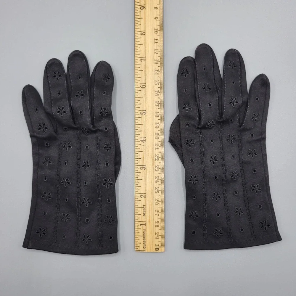 Vintage Black Gloves Cutout Embroidered Floral Detailing Small Size NEEDS REPAIR
